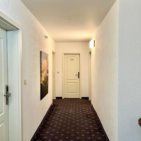 Hotel Neo Cologne Bonn Airport Росрат Экстерьер фото